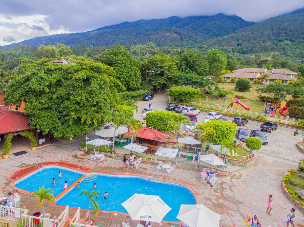 Jarabacoa River Club & Resort Esterno foto